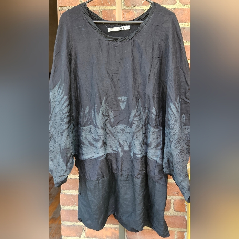 M, Vintage Silk Miillan Tunic Top